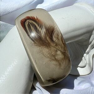 Vintage 1960s Feather Lucite Bangle Bracelet